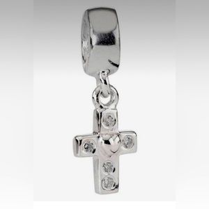 Pandora Cross